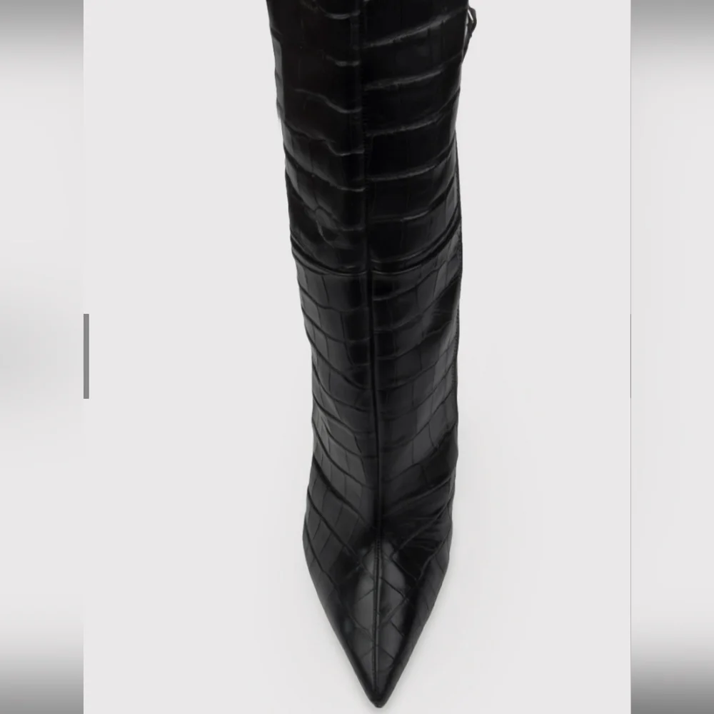 NWOT Black Suede Studio Taylor Boots - Picture 5 of 16